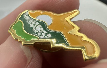 State of West Virginia Shaped Map Tourist Travel Souvenir Collector Pin