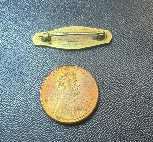 Antique Alaska Souvenir Travel Pin Gold Tone C-Clasp
