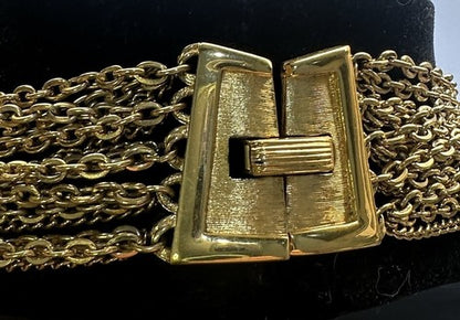 Vintage Crown Trifari 15 Strand Gold Tone Graduated Chain Necklace