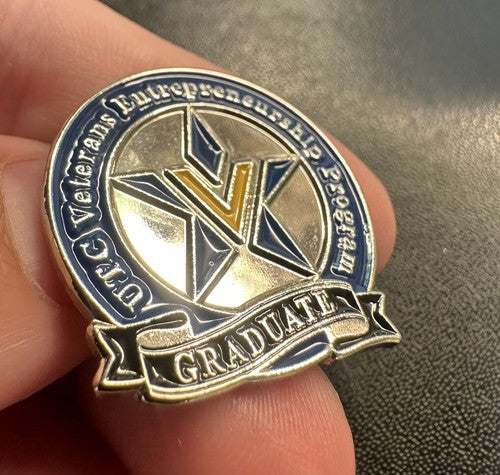 University of Tennessee Chattanooga UTC Veterans Entrepreneurship GRADUATE Pin