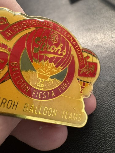 STROHS - SCHLITZ - OLD MILWAUKEE BALLOON PIN - 1987 STROH BALLOON TEAMS ABQ