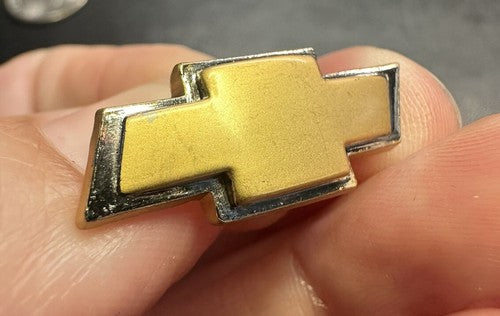 Modern CHEVROLET Logo Silver Gold Tone - hat pin , lapel pin , tie tac