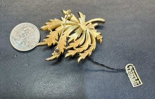 Vintage Crown Trifari Brooch Brushed Gold Tone Leaves 2.5" Signed with Tag