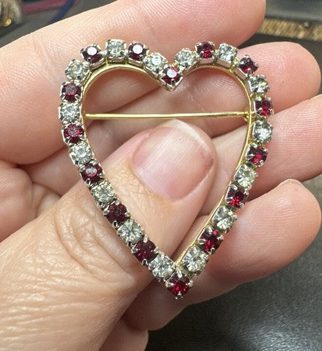 Vintage Prong Set Red Clear Crystal Rhinestone Gold Silver Heart Pin Brooch