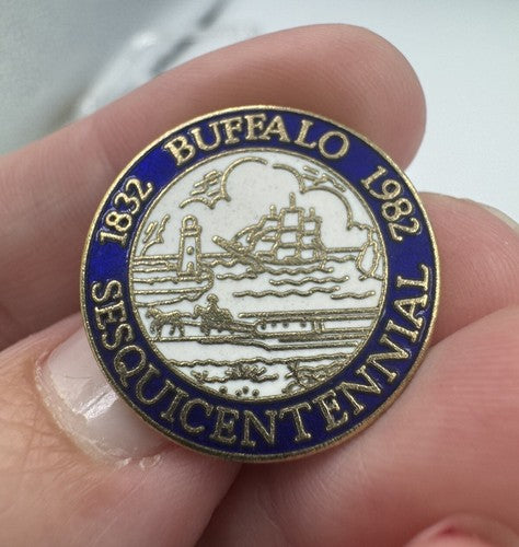 Vintage 1832 Buffalo New York NY Sesquicentennial 1982 Badge Pin