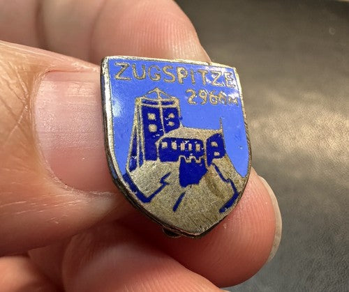 Antique enamel brass Lapel Pin Of The Zugspitze Garmisch 2966 m peak in Germany