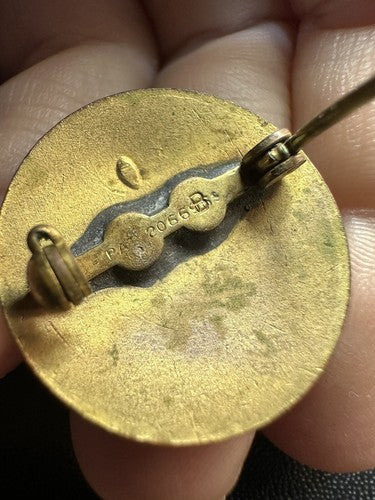 WORLD WAR 2 AMERICAN RED CROSS METAL VOLUNTEER PIN MOTOR CORPS II