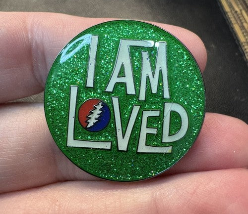 "I AM LOVED" GRATEFUL DEAD GREEN SPARKLE METAL PIN BACK Button 1.25”