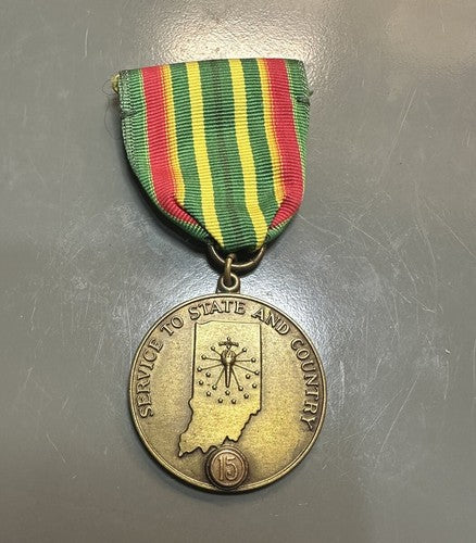 INDIANA NATIONAL GUARD METAL SERVICE TO STATE & COUNTRY 15 YEARS ? RARE VTG