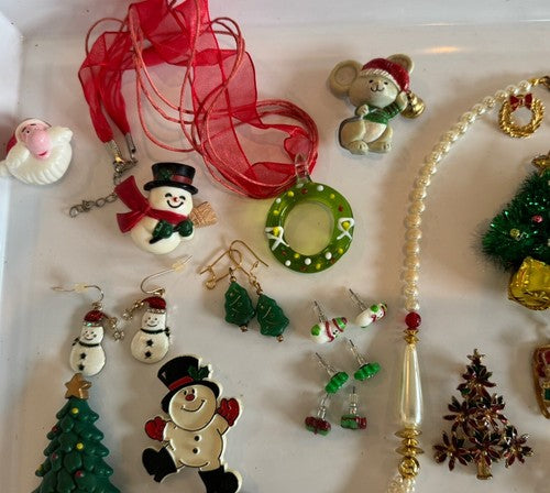Lot Vintage To Now Christmas Pins Brooch Earrings Lot Some Signed 57pcs.