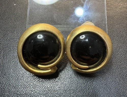 Vintage Oscar de la Renta Signed Black and Gold Circle Swirl Clip On Earrings