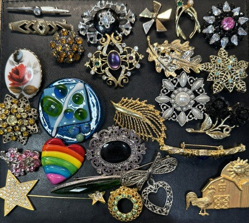 27 Vintage & Modern Mixed Theme Brooch/Pin Lot Cabochon Rhinestone