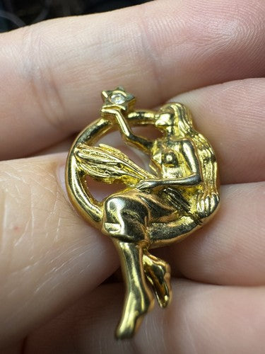 VIRGO Zodiac Maiden Astrology Horoscope Rhinestone Gold Tone Pin Avon