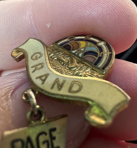 Vintage Order Of Rainbow Girls Grand Page Pin Merit Service