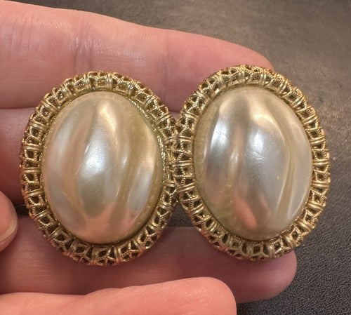 Sarah Coventry Elegant Vintage Couture Faux Baroque Pearl Golden Clip Earrings