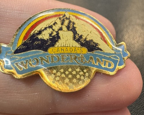 1980 Canada's Wonderland Lapel Pin Vtg Canadas Amusement Park
