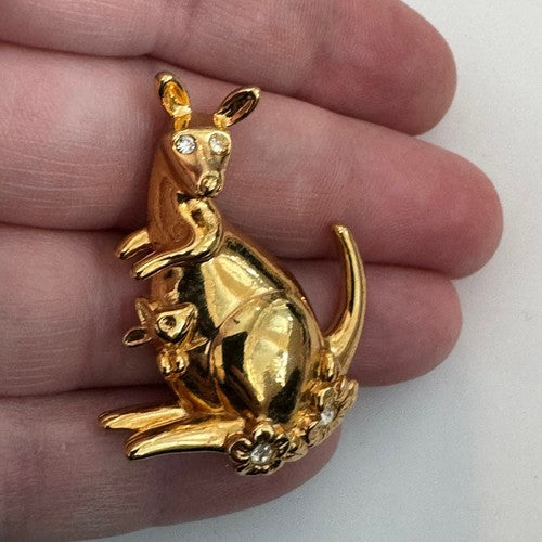 Vintage Avon Gold Tone Rhinestone Mamma and Baby Kangaroo Brooch Pin 2"