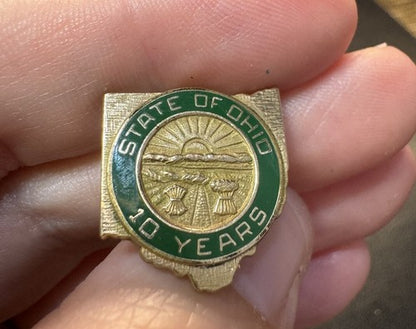 The Great Seal State of Ohio Lapel Pin 10 Year Service Pin 1/20th Gold Filled