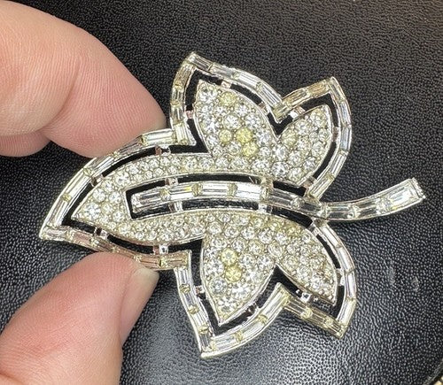 Trifari Alfred Philippe Crystal Rhinestone Leaf Vintage Brooch Pin Maple Ivy
