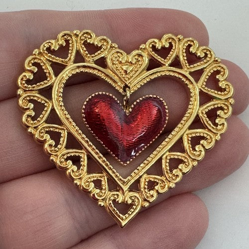 Vintage Avon 1990 Dangling Heart Gold Tone Red Enamel 1 1/2” Pin