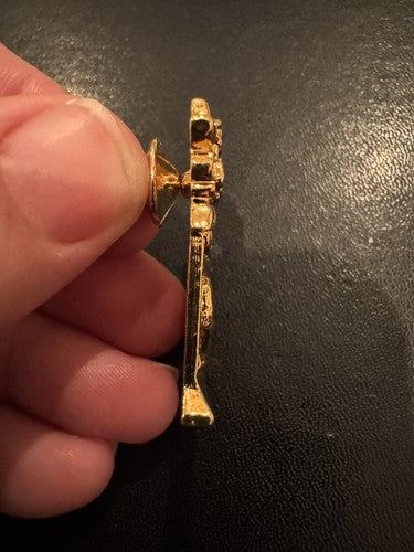 Vintage Brooch Pin Avon Gold Tone Cat Touch of Whimsy Mouse Archway