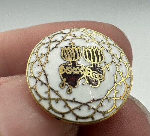 Vintage Creed Sacred Heart of Mary & Jesus Enamel Screwback Pin