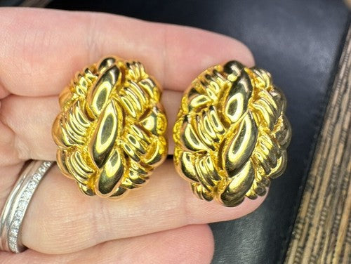 Vintage Ciner Huge Shiny Gold Plated Run Way Statement Clip On Earrings