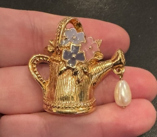 Avon Pin Friendship in Bloom Gold Tone Enamel Flowers Watering Can Pearl Read
