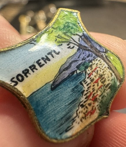 SORRENTO Italy Shield Vintage Lapel Hat Pin Tie Tack Travel Souvenir Italian