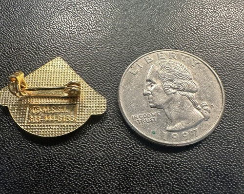 Vintage Breckenridge Ski Resort Colorado Lapel Hat Pin