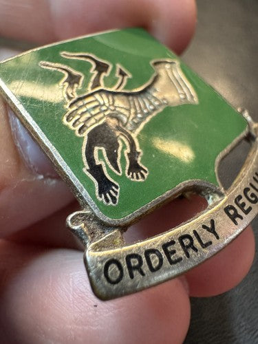US Army Crest DI/DUI Pin: 720th Military Police Battalion A.H. Dondero
