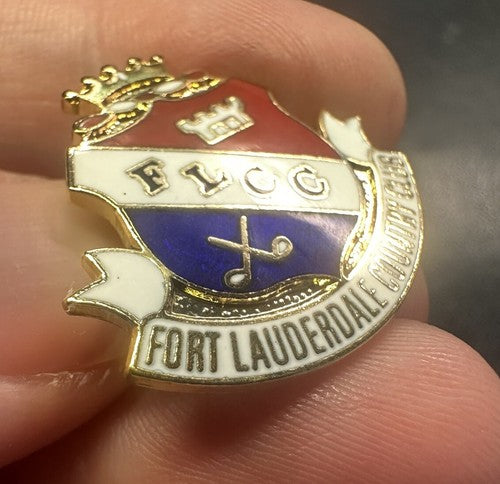 FORT LAUDERDALE COUNTRY CLUB LAPEL PIN LOGO GOLF