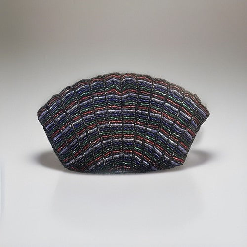 NEIMAN MARCUS HAND MADE BEADED EVENING CLUTCH SHELL SHAPE