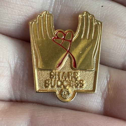 Lions Club Pins - International President 2005 Share Success