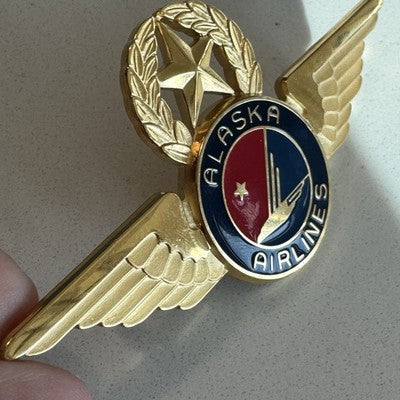 Vintage ALASKA AIRLINES Pilot Wings CAPTAIN Uniform Pin