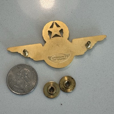 Vintage ALASKA AIRLINES Pilot Wings CAPTAIN Uniform Pin