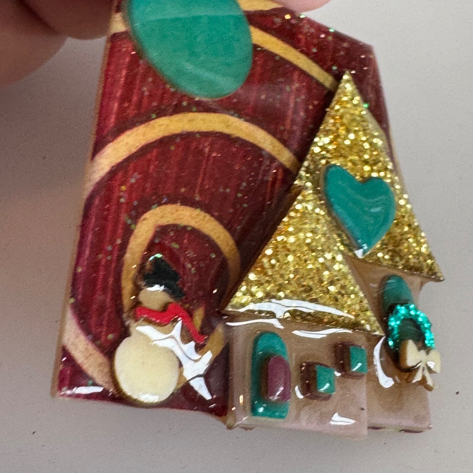 Vintage House Pins by Lucinda Christmas Snowman Wreath Glitter Brooch Pin