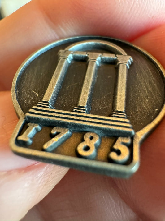 University of Georgia Pewter Color Lapel Pin Arch 1785 Bulldogs UGA