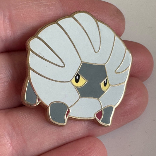 2018 Shelgon Official Pokemon Lapel Pin E18 