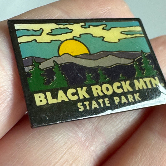 Vintage Black Rock Mountain Georgia GA State Park Lapel Pin Mtn