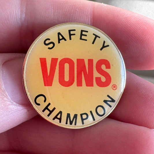 Vintage VONS Supermarket Safety Champion Lapel Pin Grocery Store RARE