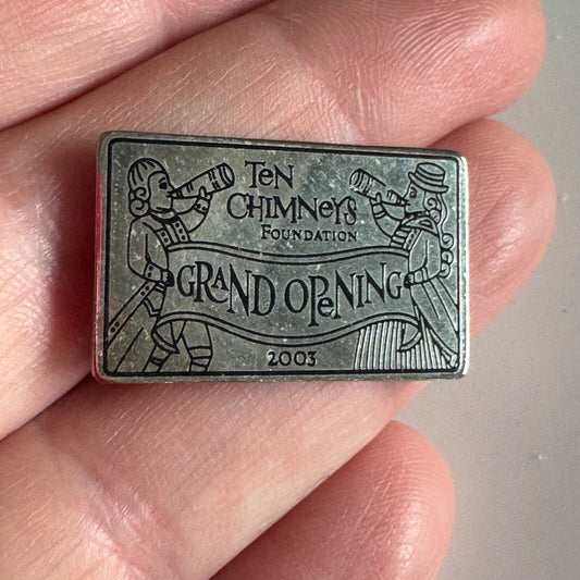 Vintage 2003 Ten Chimneys Foundation Grand Opening Lapel Pin Lunt-Fontanne RARE