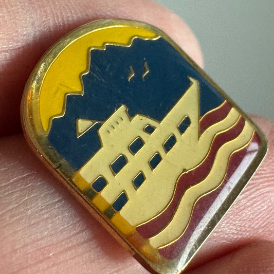 Vintage Cruise Ship Mountains Gulls Lapel Pin Souvenir Tourist