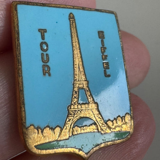Vintage Antique? Tour Eiffel Souvenir Tourist Lapel Pin Tower
