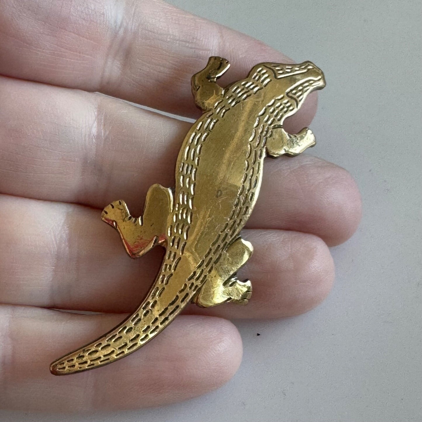 Gold Toned Aligator Brooch Crocodile Lapel Pin