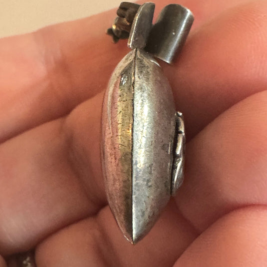 WWII US NAVY SWEETHEART PUFFY HEART PENDANT SILVER BOW DANGLE PIN FOULED ANCHOR