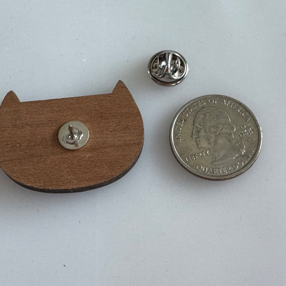 Donna Wilson MOG Wooden Cat Face Brooch Pin Grumpy Blue Cat
