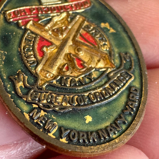 VTGE WW2 US NAVY E PIN FOR EXCELLENCE ORDNANCE PRODUCTION BROOKLYN NY NAVY YARD