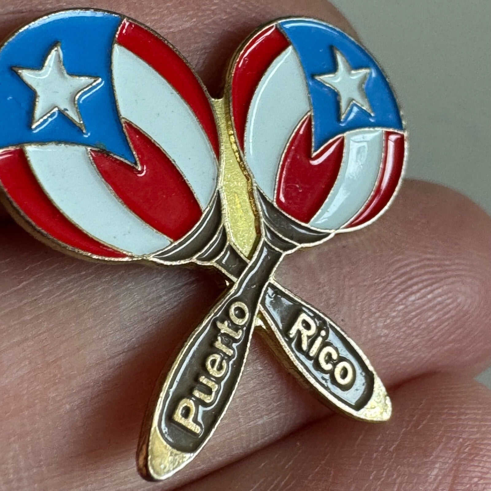 Vintage Puerto Rico Maracas Flag Themed Lapel Pin Souvenir Tourist