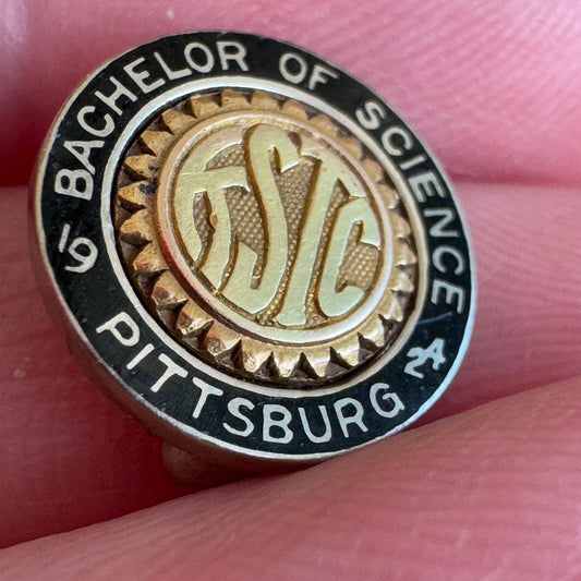 Antique 10k 1924 Kansas State Teachers College KSTC Pittsburg Pitt Lapel Pin